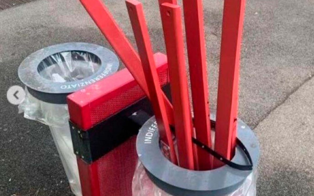 UnitelmaSapienza condanna la distruzione della panchina rossa in Sapienza