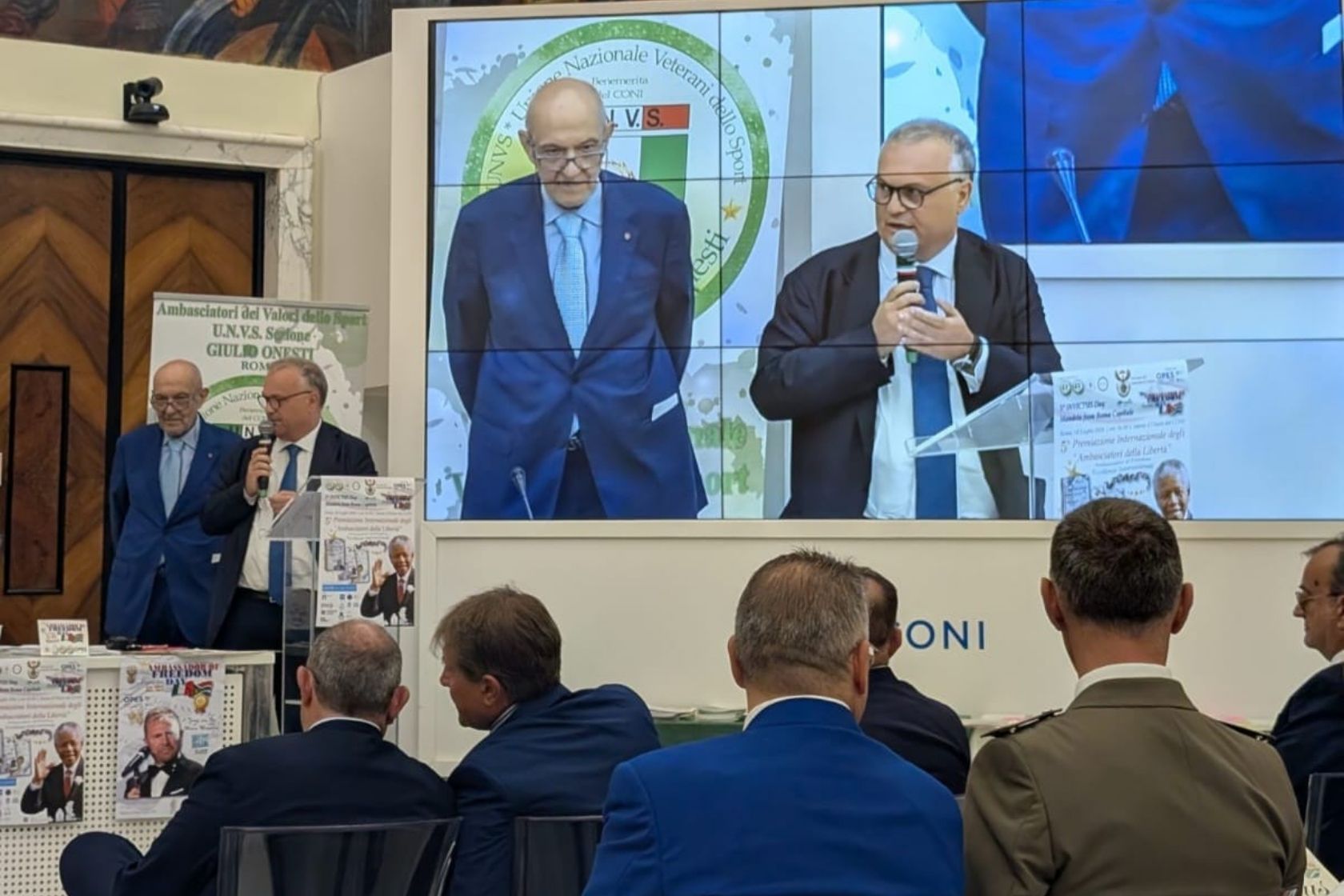 Il Direttore del Dipartimento di Diritto e Società Digitale Mario Carta insignito del Premio Internazionale “Ambassador of Freedom” al Mandela Day 2026